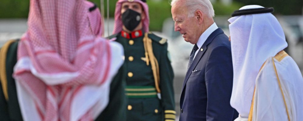 America should give security guarantees to Saudi Arabia