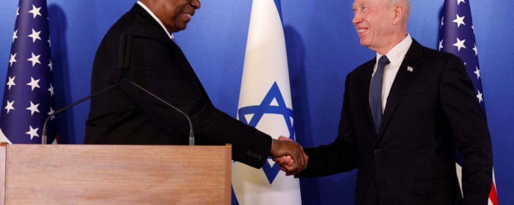 U.S. Secretary of Defense Lloyd Austin meets Israeli Defence Minister Yoav Gallant at a news conference at Ben Gurion Airport in Lod, Israel, March 9, 2023. REUTERS/Amir Cohen
