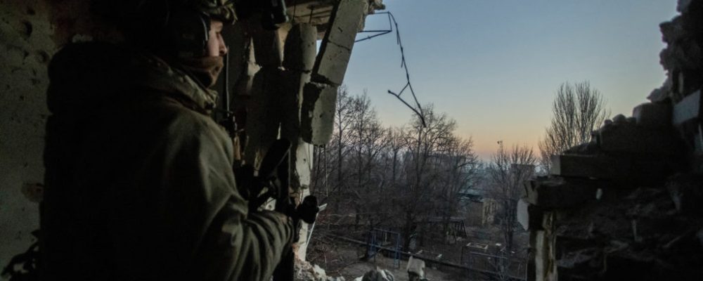 A Ukrainian serviceman looks on, amid Russia's attack on Ukraine, in Bakhmut, Donetsk region, Ukraine January 27, 2023. REUTERS/Yan Dobronosov      TPX IMAGES OF THE DAY