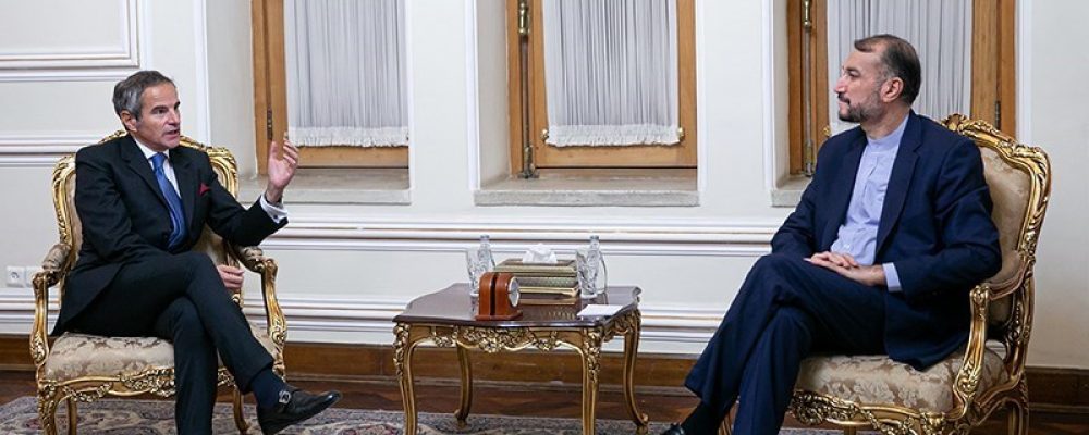دیدار وزیرخارجه ایران -- گروسی